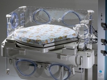 - Giraffe OmniBed Carestation